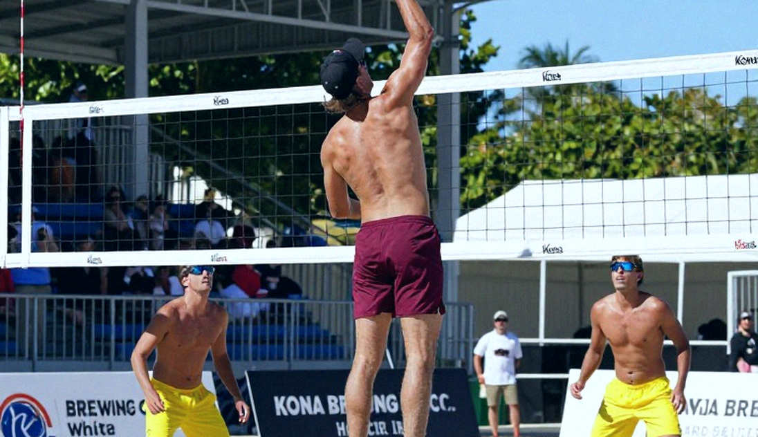 Bóng chuyền nữ NCAA: Arizona State quật ngã Stanford và bài học từ sự cân bằng tấn công